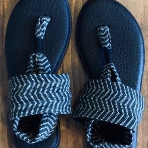 SANUK Yoga Sling Sandals sz 8
